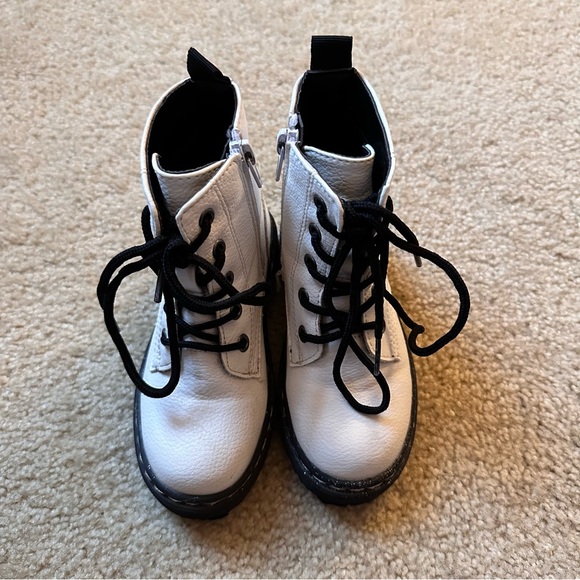 Sincerely Jules White Combat Boots - Picture 5 of 9